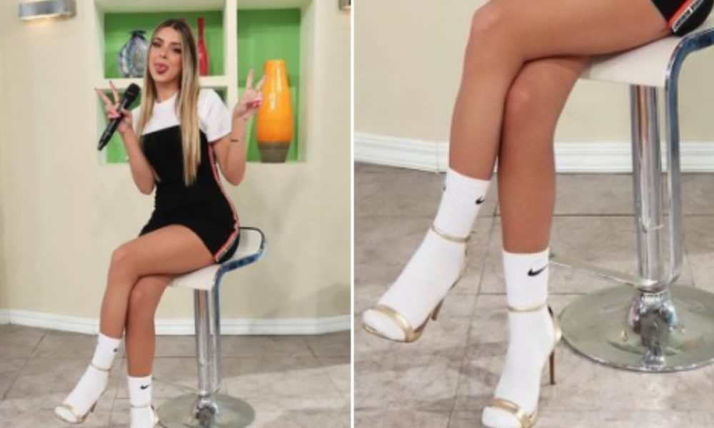 Corina Smith fue criticada por usar sandalias con medias en Portada'S
