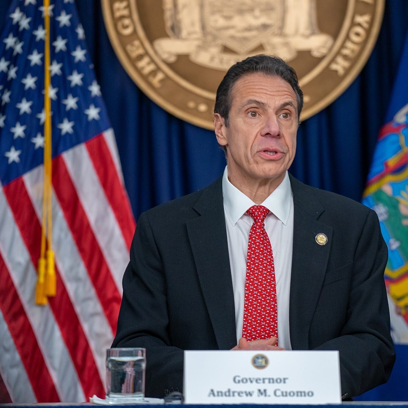 Nueva York toque de queda