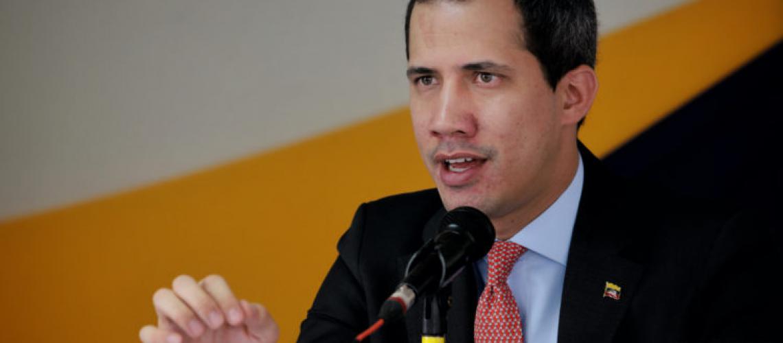 Juan Guaidó, anunció este martes a través de Twitter que en las próximas horas explicará el proceso de registro para que los trabajadores del sector salud reciban un beneficio económico