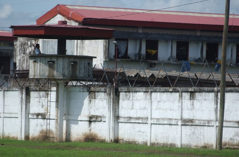 Gobierno de Nicaragua envia a casa a 1.700 presos