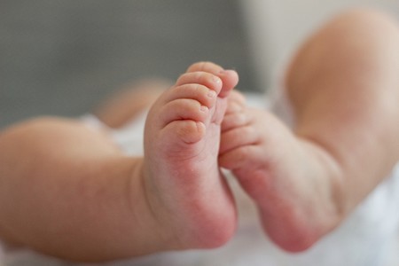 bebe muere por coronavirus