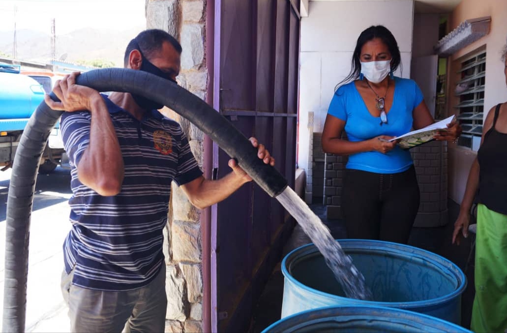 alcaldía de Naguanagua ha distribuido litros agua - acn