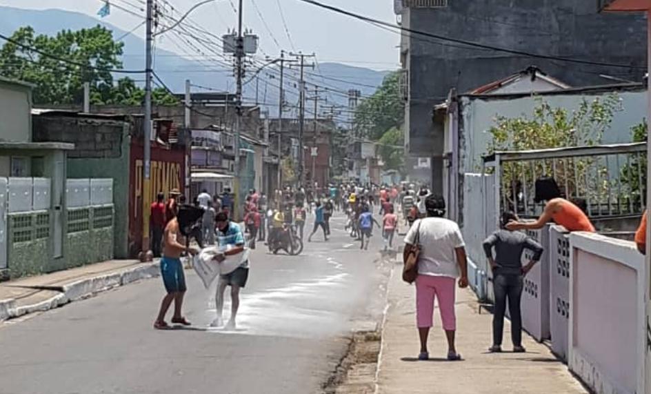 A través de las redes: Reportan disturbios y saqueos en Cumanacoa