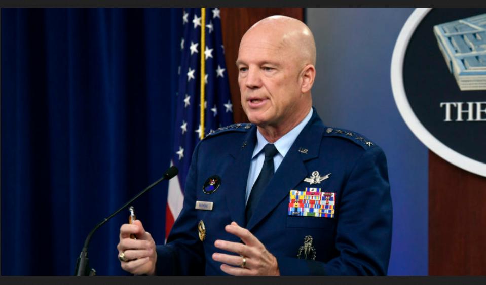 General John Raymond, comandante del U.S. Space Command adscrito a la Space Force. Foto: fuentes.