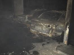 Incendio consume 32 vehículos en Miranda