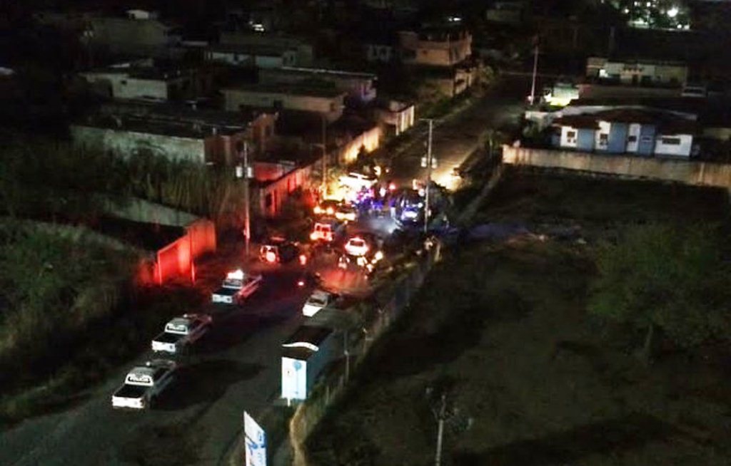 Contraalmirante y dos poliCarabobo heridos - noticiasACN