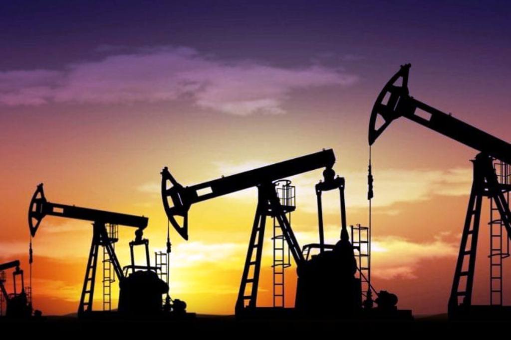 Producción petrolera sigue en baja - noticiasACN