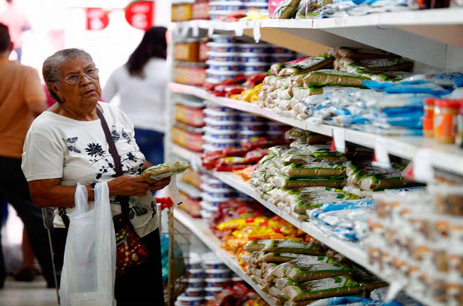 Hiperinflación: Conozca el precio de los productos básicos en salarios mínimos