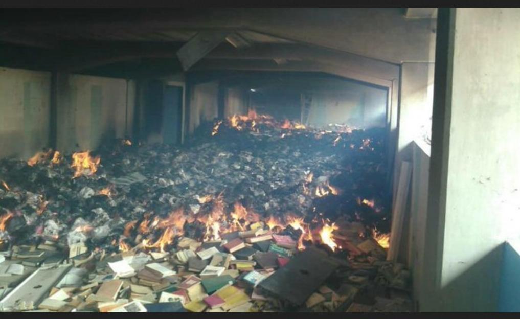 Quemaron la biblioteca de la UDO en el estado Sucre