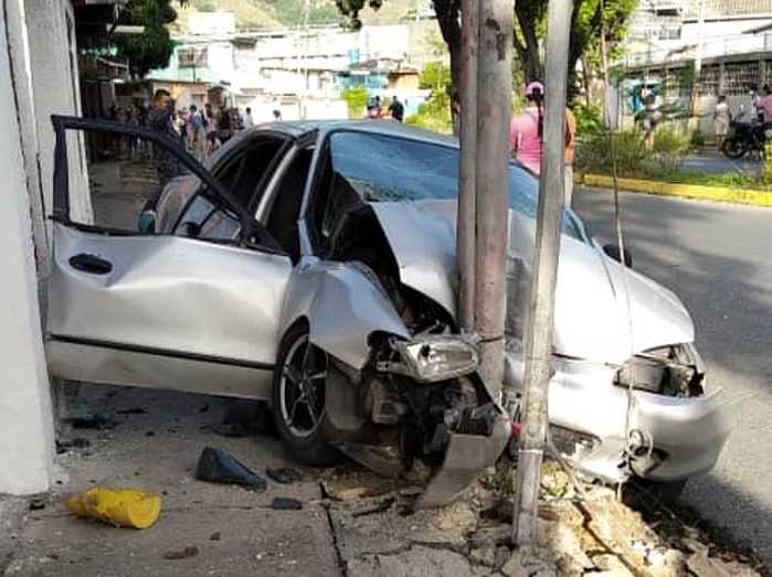 Pareja falleció arrollada