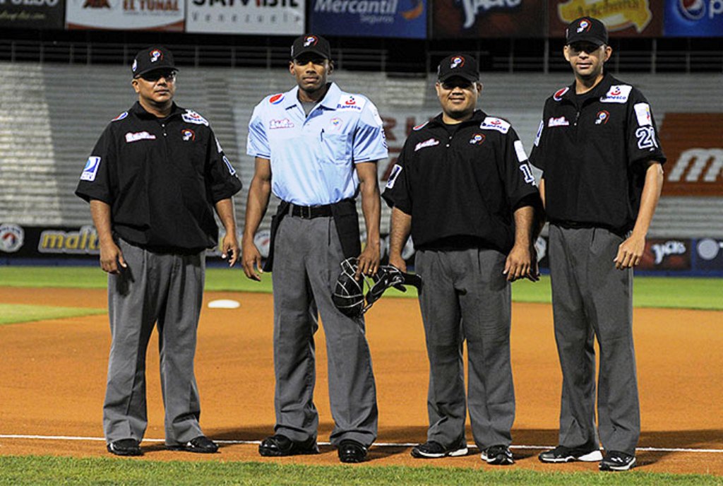 Dos umpires venezolanos se entrenarán en GL - noticiasACN