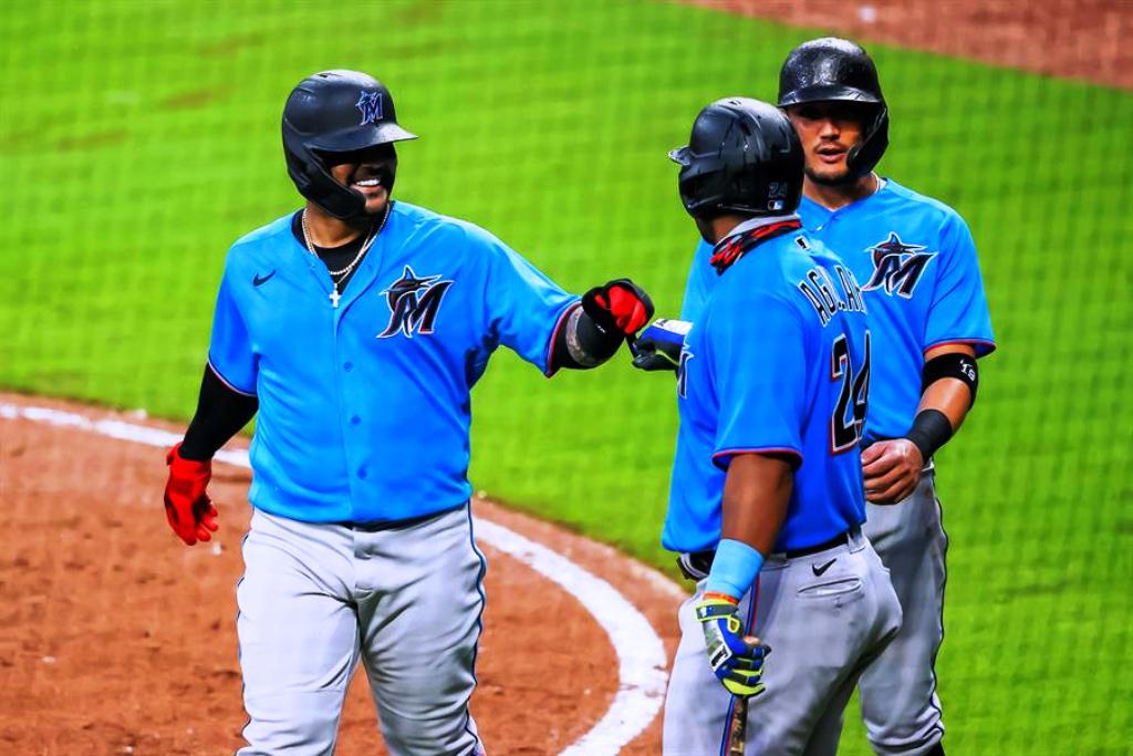 MLB aplazó dos juegos por contagios - noticiasACN