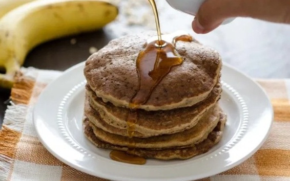 panquecas de avena y cámbur- acn