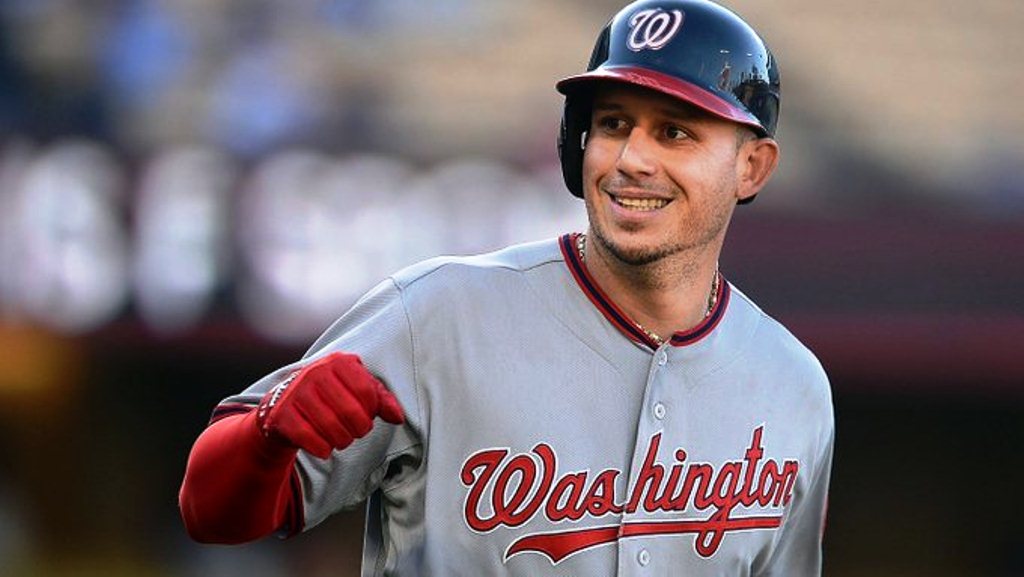 Asdrúbal Cabrera sacudió dos jonrones . noticiasACN