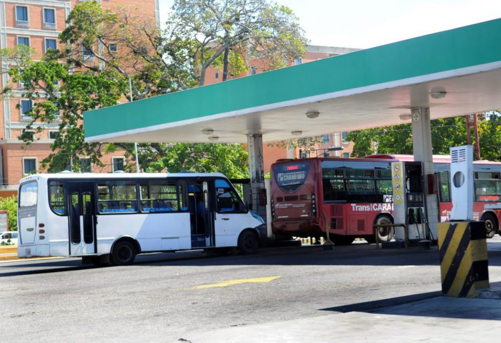 Detenidos dos hombres con tickets falsos de PDVSA