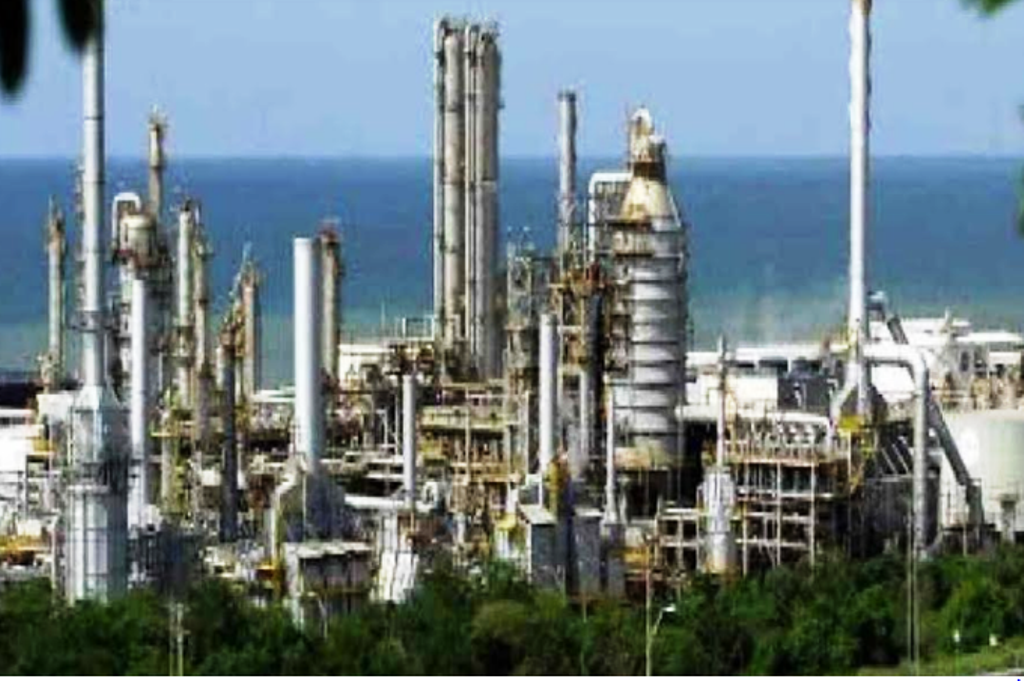 Producción de gasolina y gas vuelve a paralizarse - noticiasACN