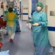 Enfermeras y bionalistas paralizan actividades