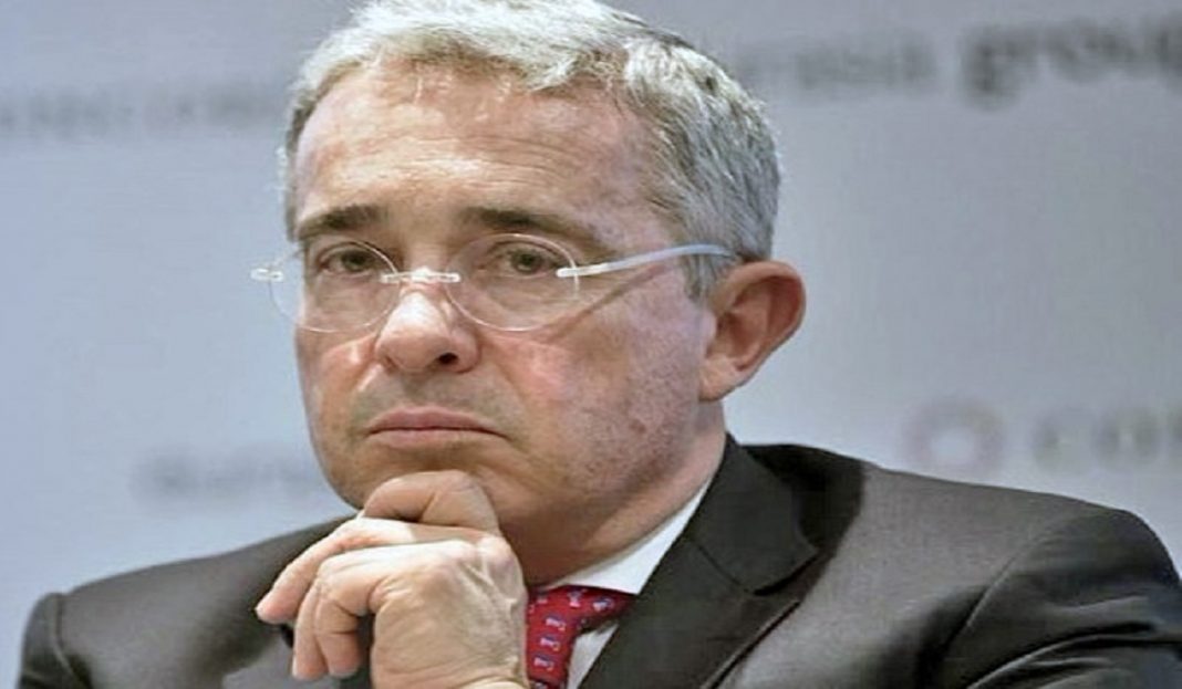 Álvaro Uribe tiene coronavirus - ACN