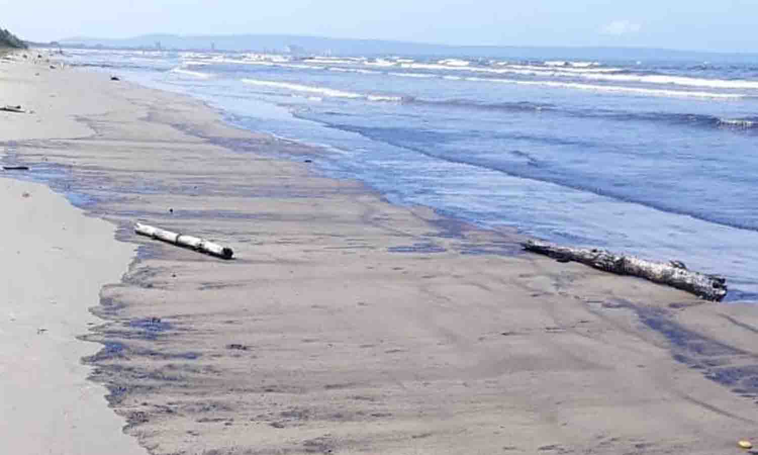 Derrame de petróleo en las playas de Falcón - ACN