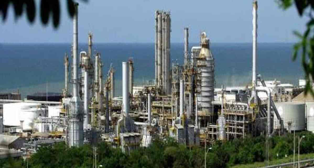 Refinería El Palito retomó operaciones