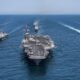 Portaaviones de EEUU navega en el Golfo Pérsico cerca de las costas de Irán
