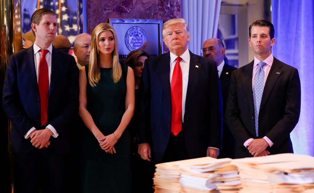 Sobrina de Trump lo demanda a él y su familia por fraude