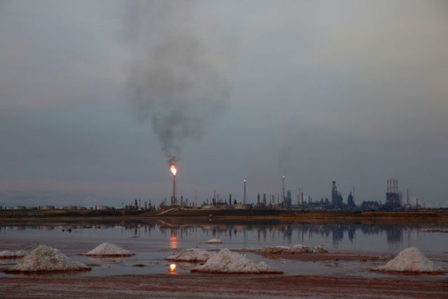 Reanuda craqueador de la refinería Cardón