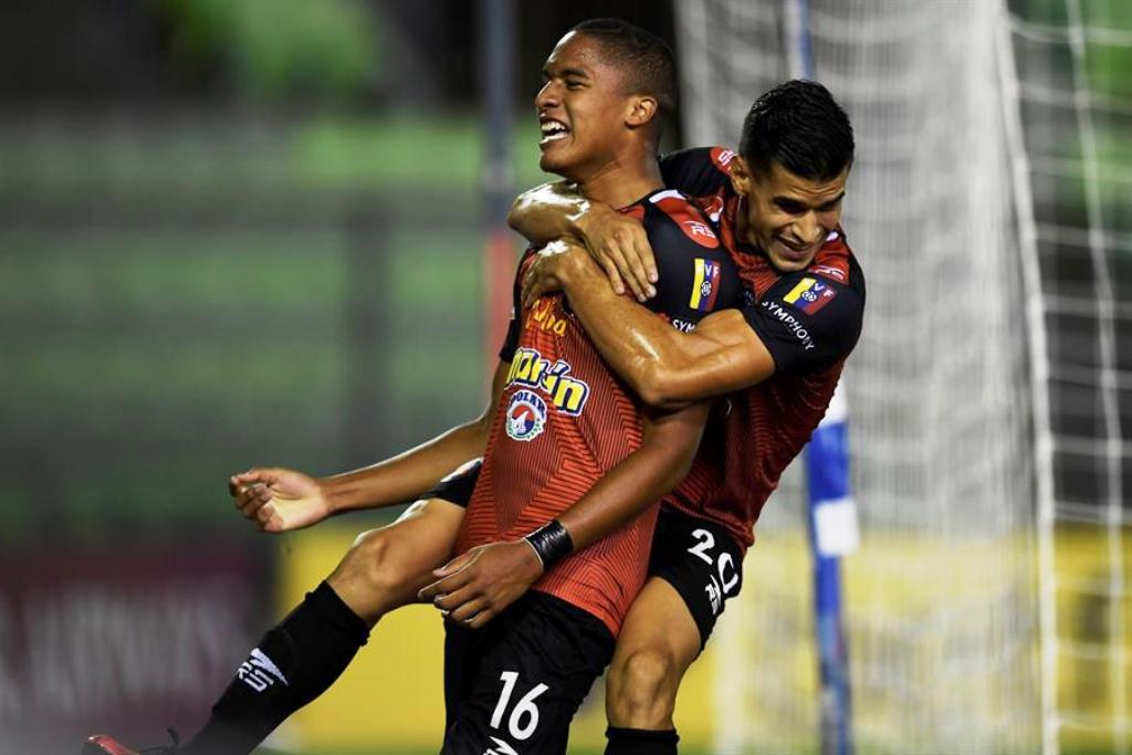 Caracas FC remontó ante Libertad - noticiasACN