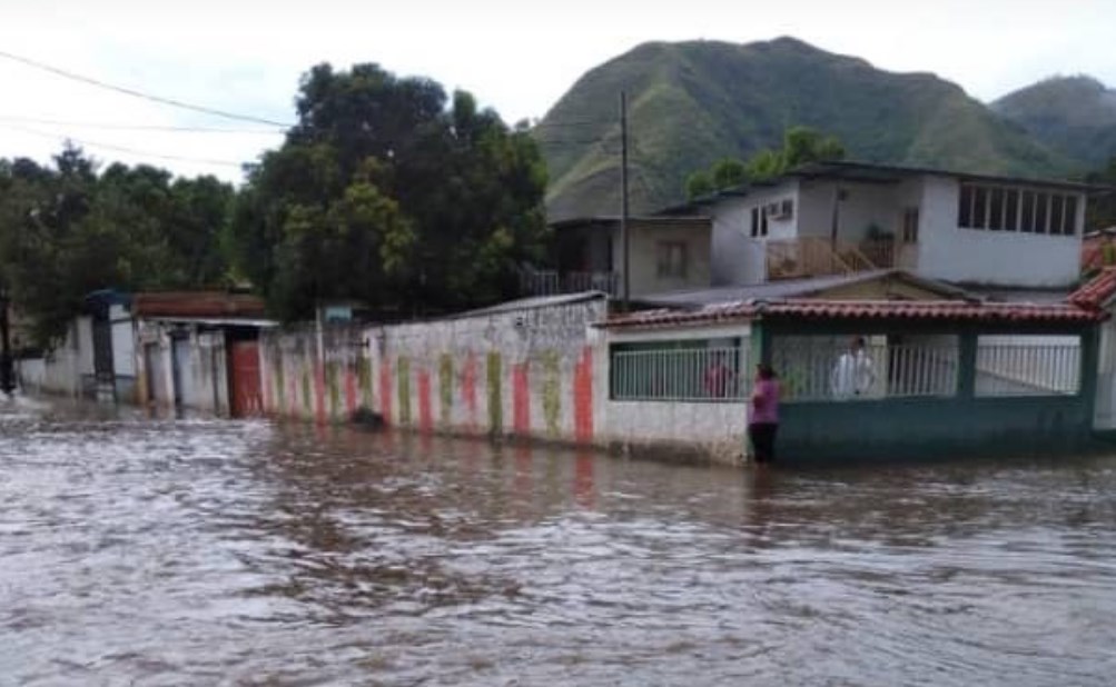 Lluvias nuevamente comunidades de Aragua