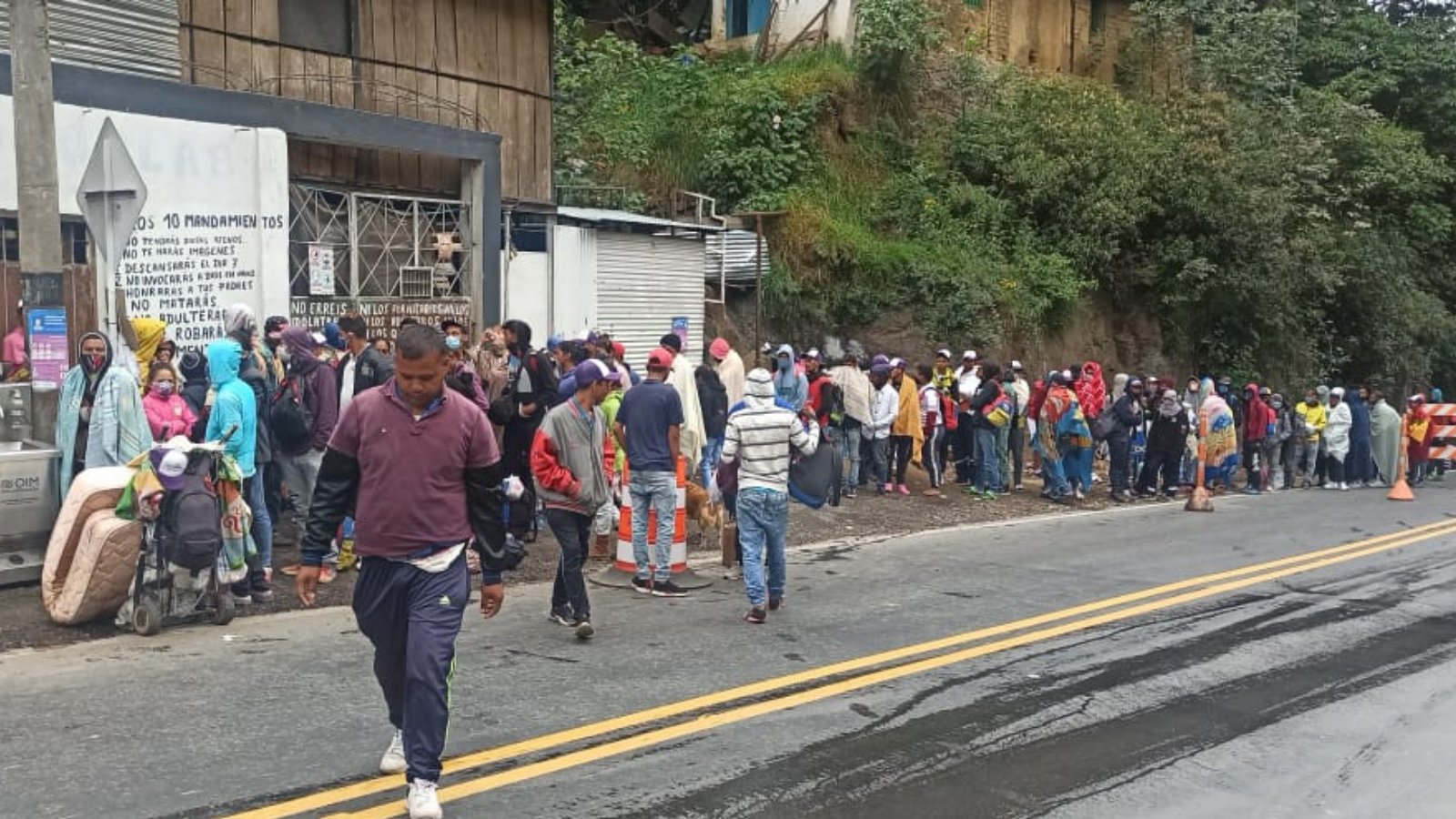 Colombia no abrirá paso fronterizo con Venezuela