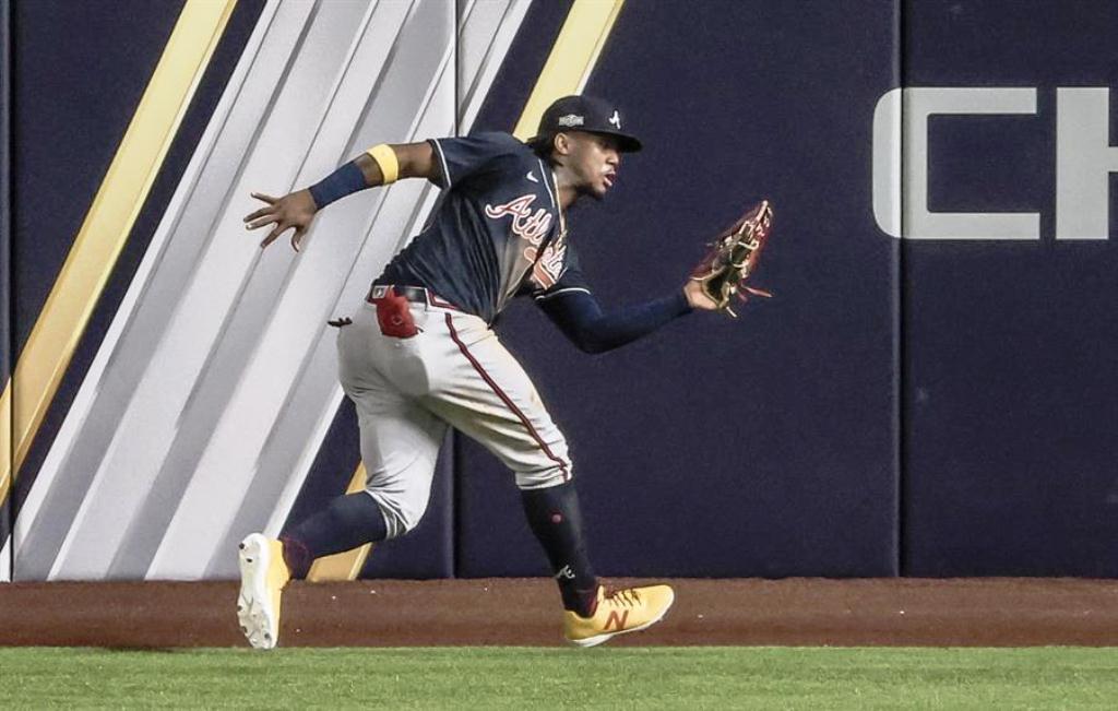 Seis criollos aspiran al Guante de Oro - noticiasACN