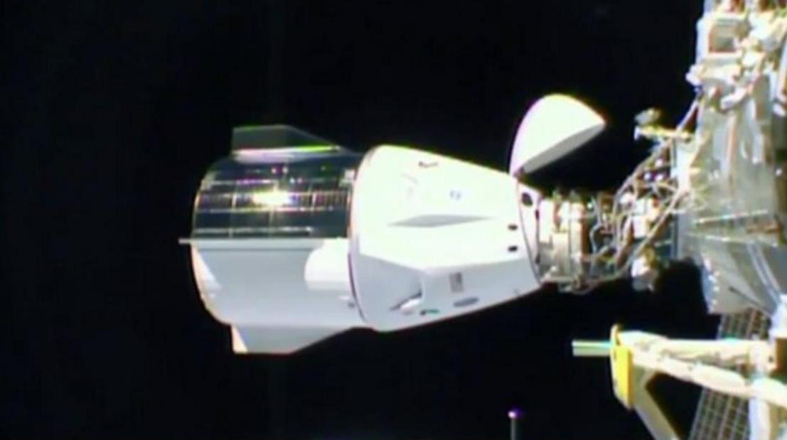 Exitoso acoplamiento en órbita de la cápsula Crew-1 de SpaceX con la EEI