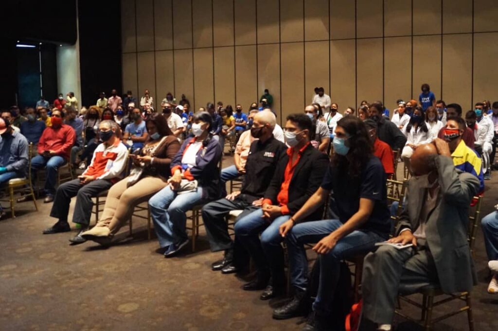 Encuentro con candidatos y empresarios en Carabobo. Foto: Alcaldía de Naguanagua