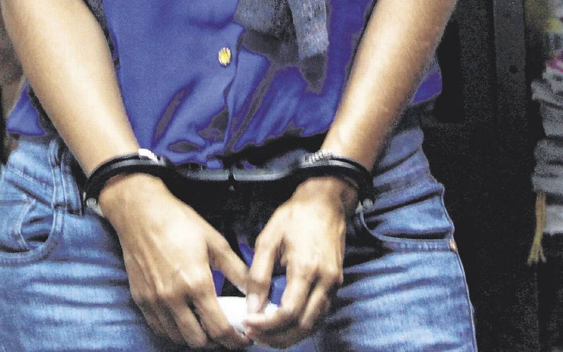 Detenida por obligar a sus hijas a grabar sexo - ACN