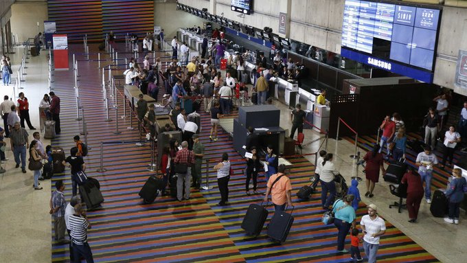 inac extiende restricción de vuelos internacionales- acn