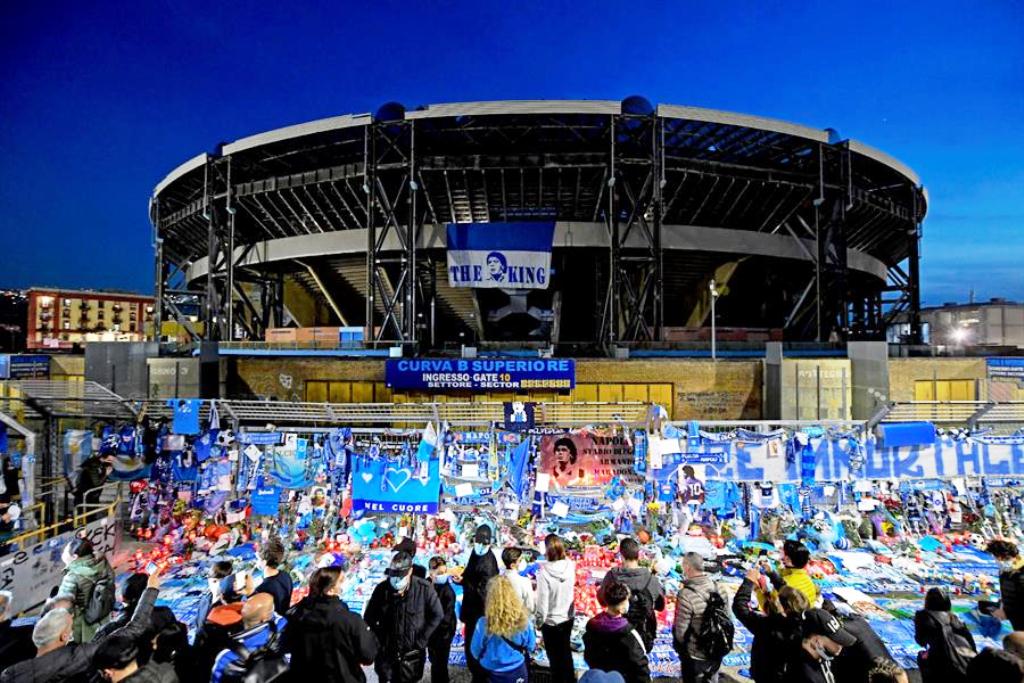 Estadio de Nápoles cambió de nombre - noticiasACN