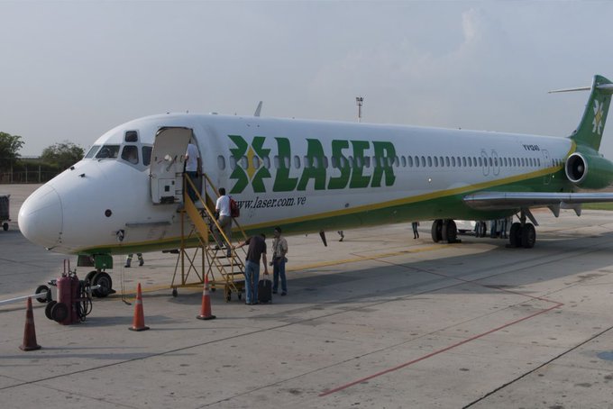 laser reanuda vuelos -acn