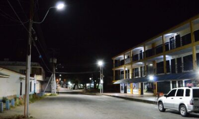 Alumbrado en avenida Bolívar de Naguanagua