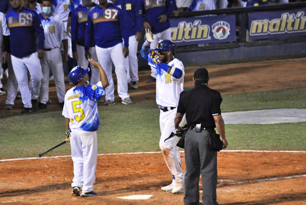 Magallanes tomó ventaja ante Caribes - noticiasACN