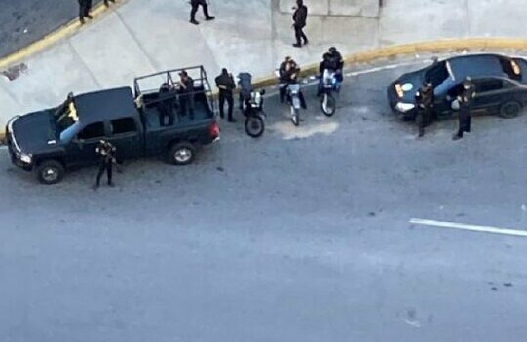 Rodean residencia de Guaidó - ACN
