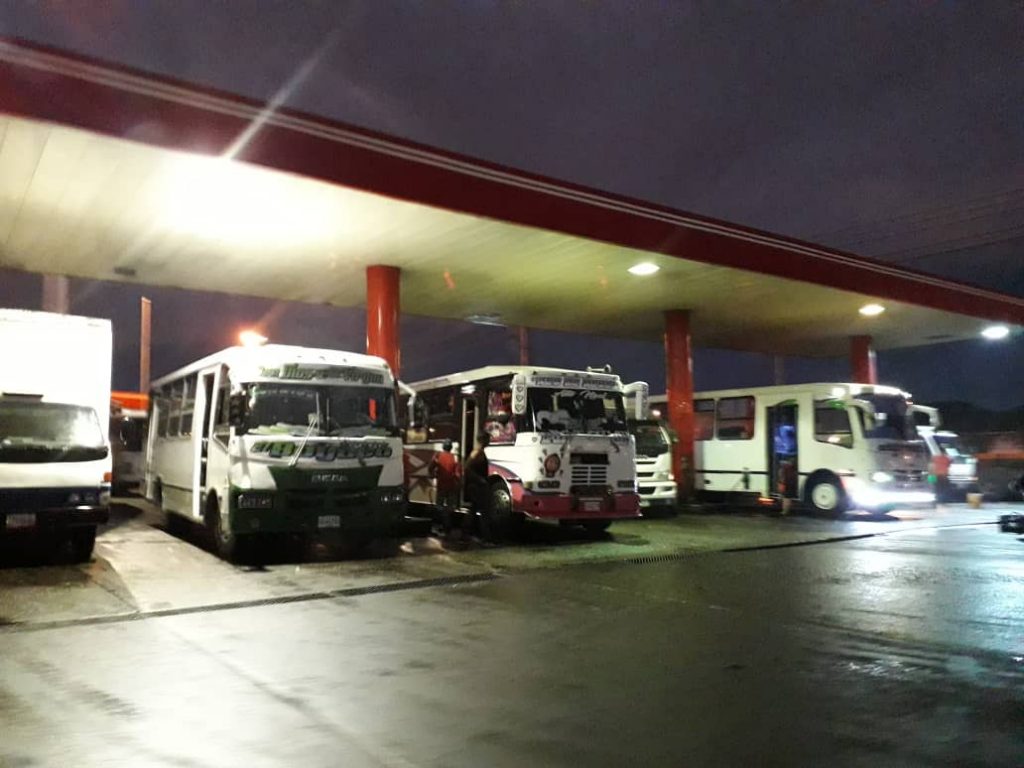 venezuela produce 40% gasoil- acn