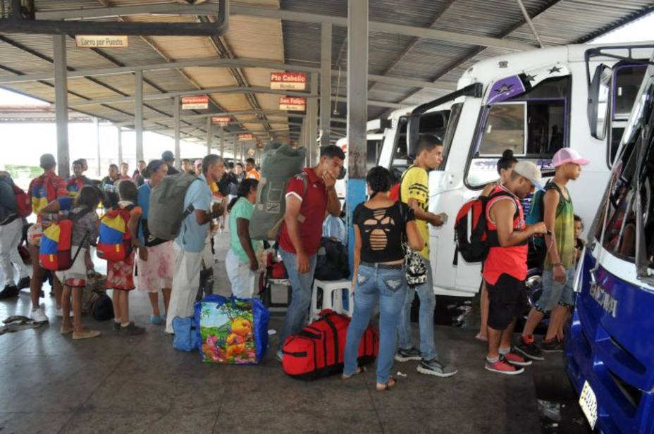Terminal de valencia habilitó rutas - ACN
