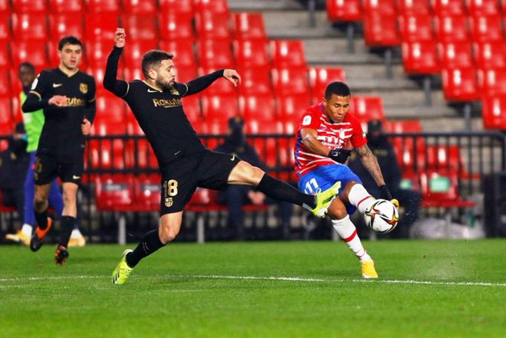 Barcelona remontó ante Granada - noticiasACN