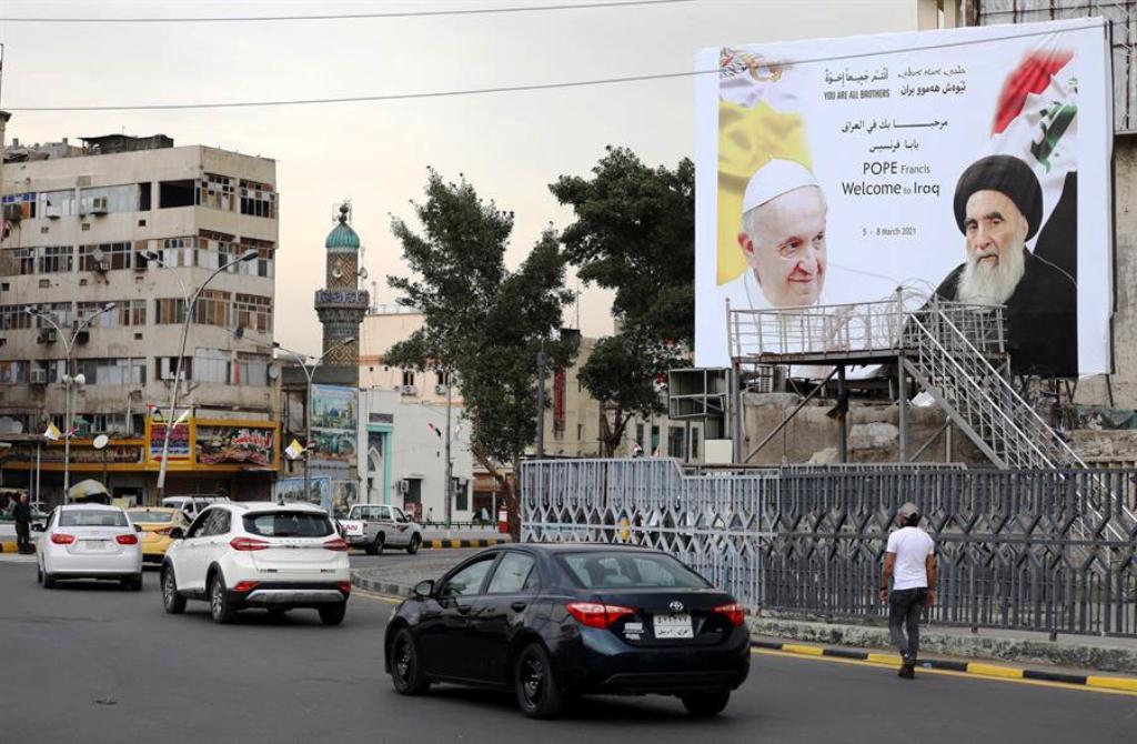 El papa Francisco viajó a Irak - noticiasACN