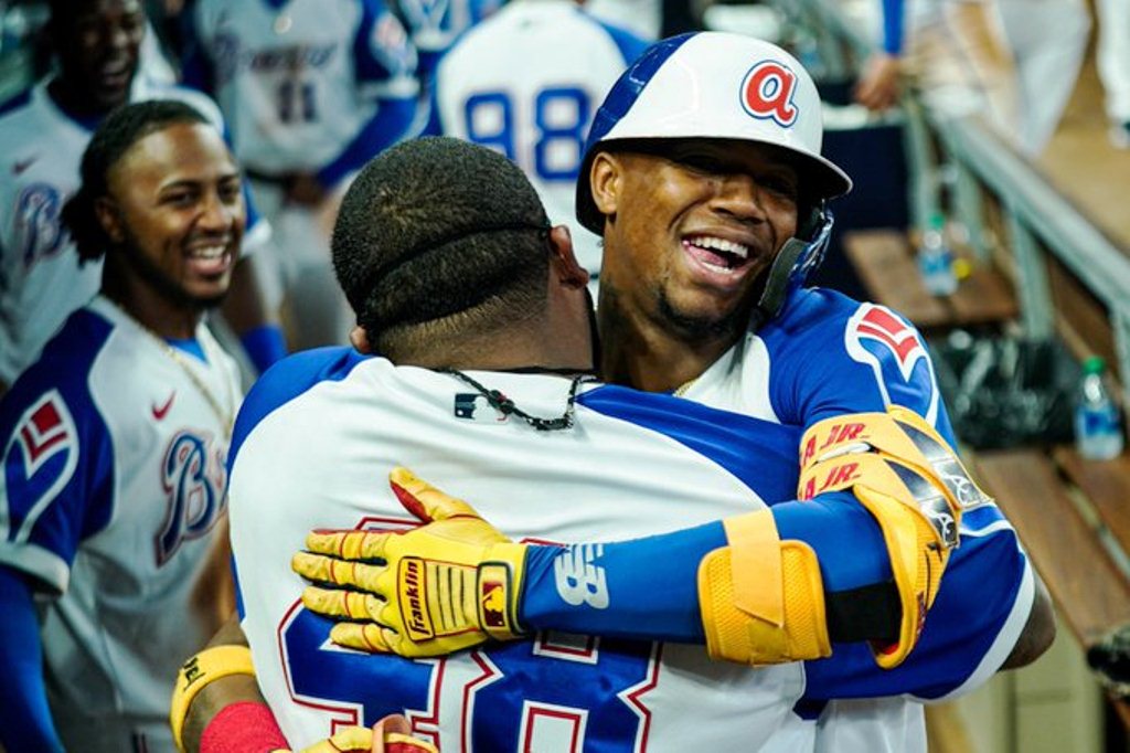 Acuña Jr. sacudió dos jonrones