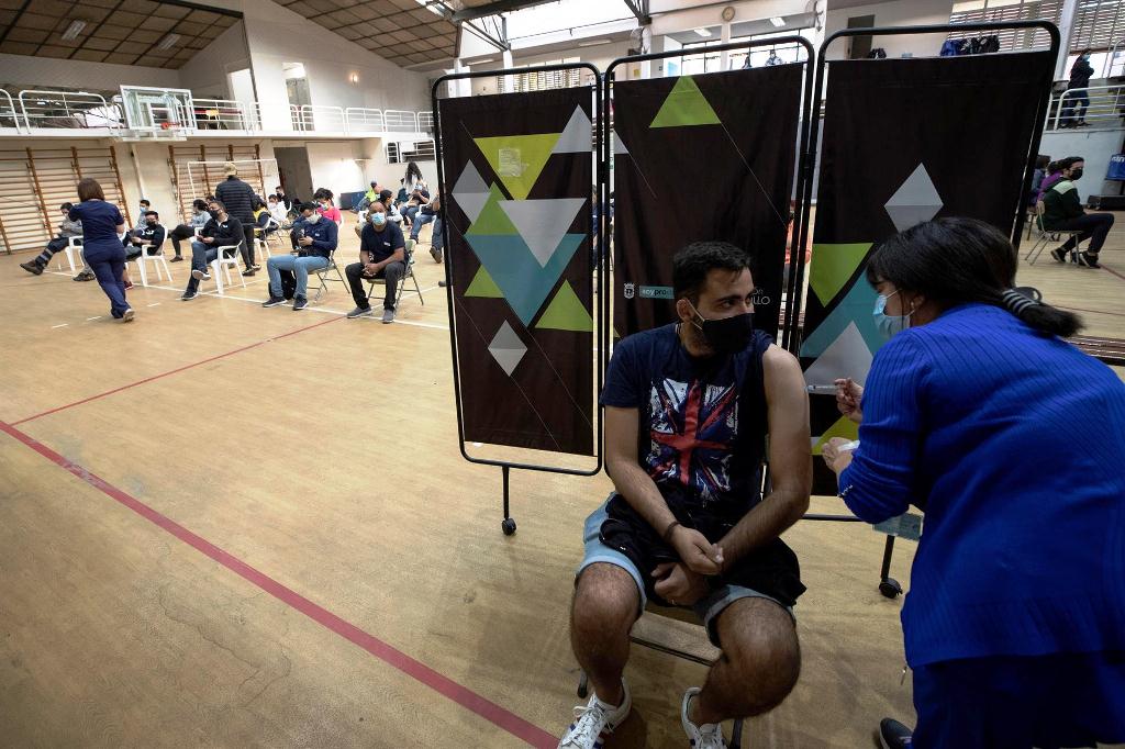 Chile vacuna a más del 50% - noticiacn