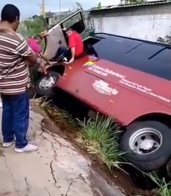 autobús se encunetó tocuyito- acn