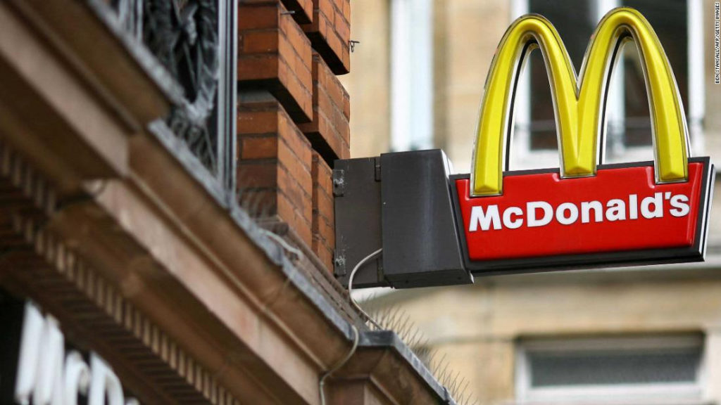 McDonald’s regala iPhones - ACN
