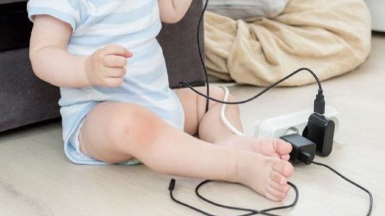 niño murió electrocutado celular- acn