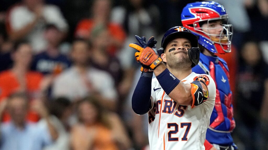 Altuve sacudió dos cuadrangulares - noticiacn
